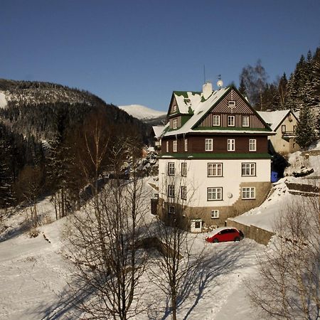 Špindlerŭv Mlýn Astoria Inn מראה חיצוני תמונה